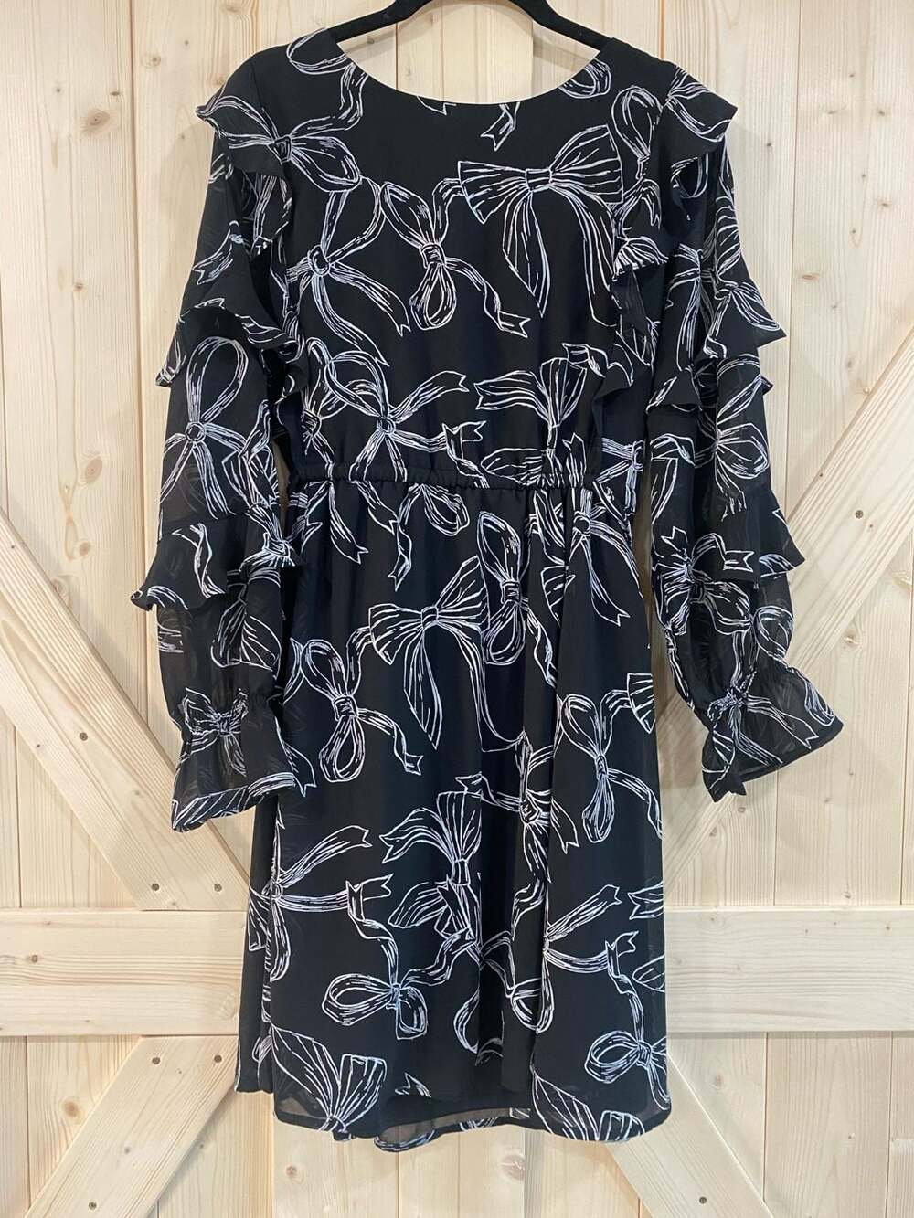 NWT Maurices Bow Print Ruffle Long Sleeve Skater Dress size medium